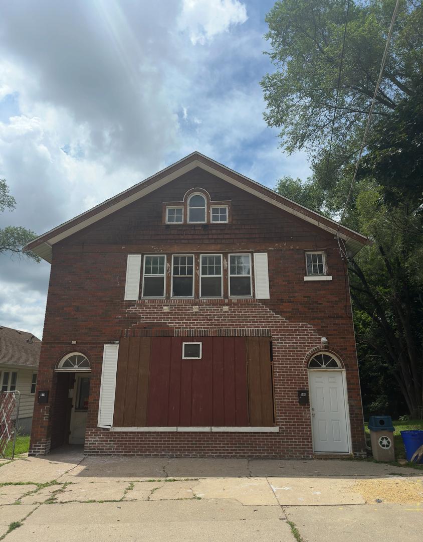 914-916 N Winnebago St., Rockford, IL 61103