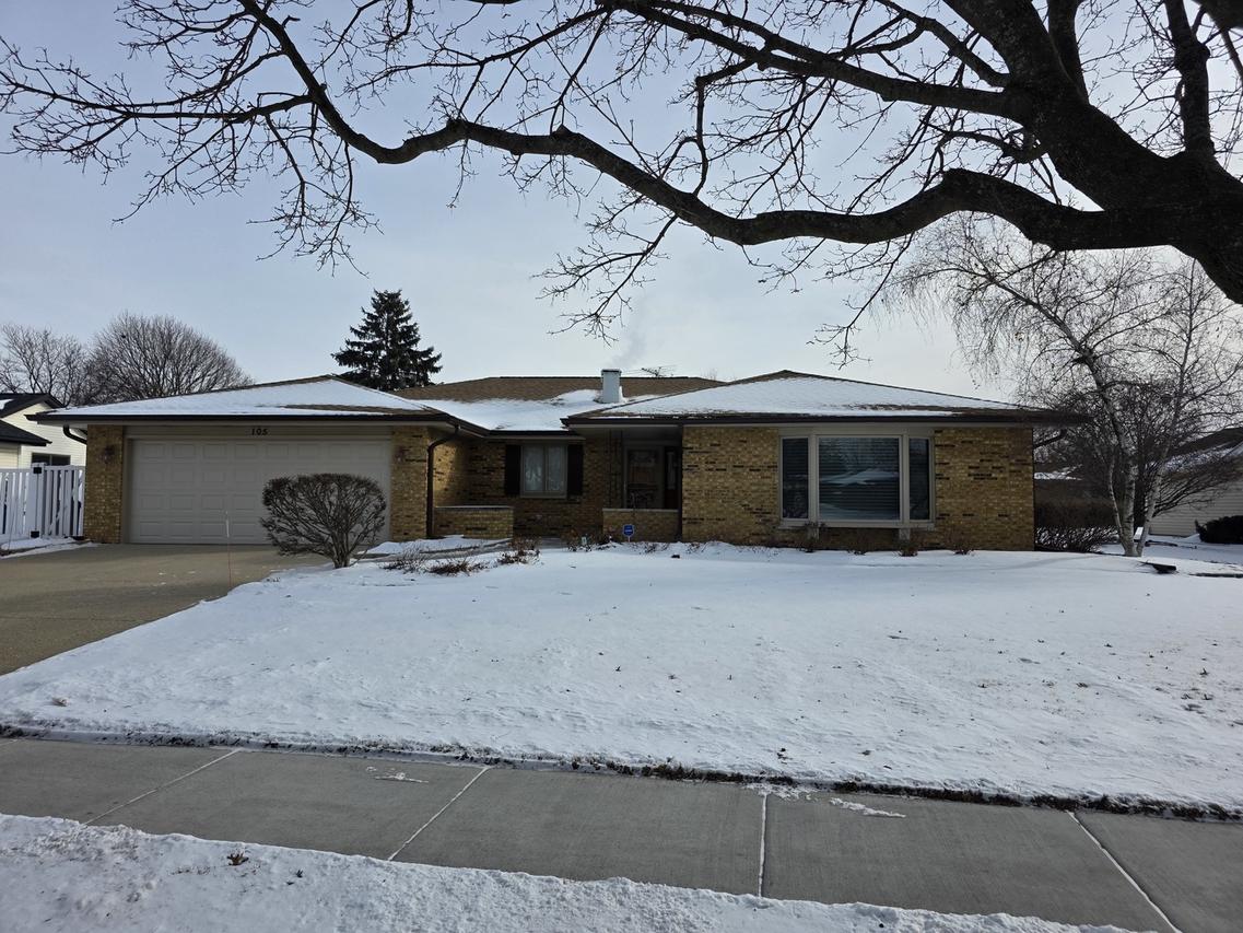 105 Glenridge Ln., Schaumburg, IL 60193