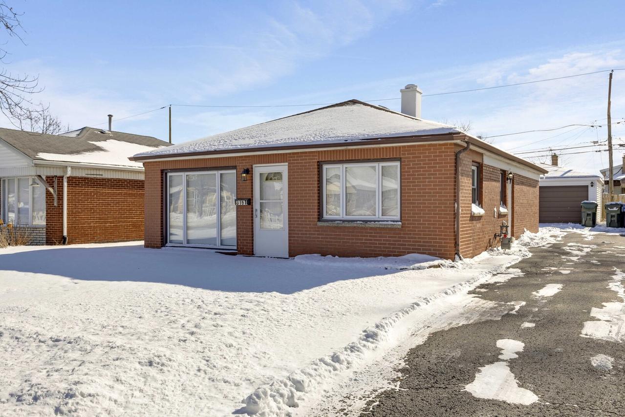 3161 W Park Lane Dr., Merrionette Park, IL 60803