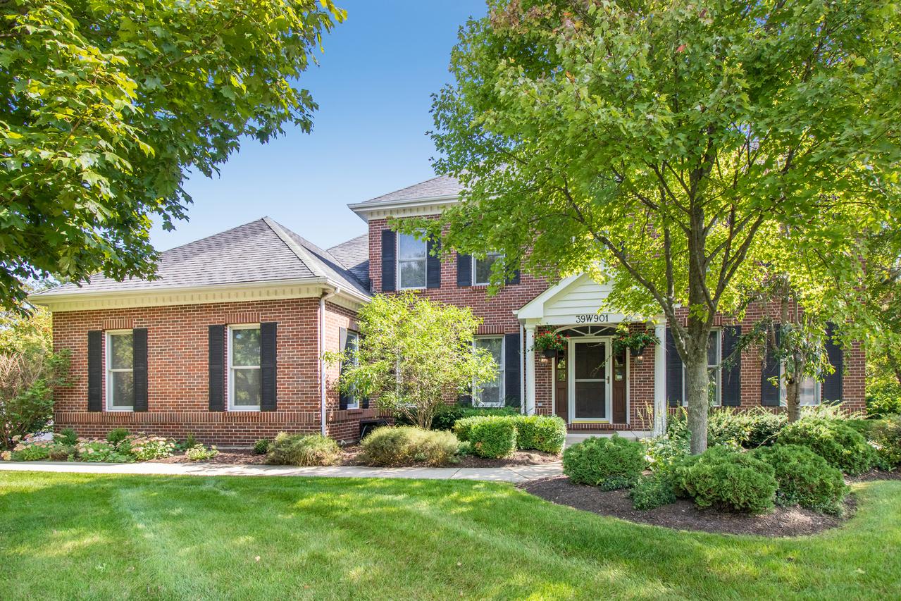 39W901 Carl Sandburg Rd., St. Charles, IL 60175