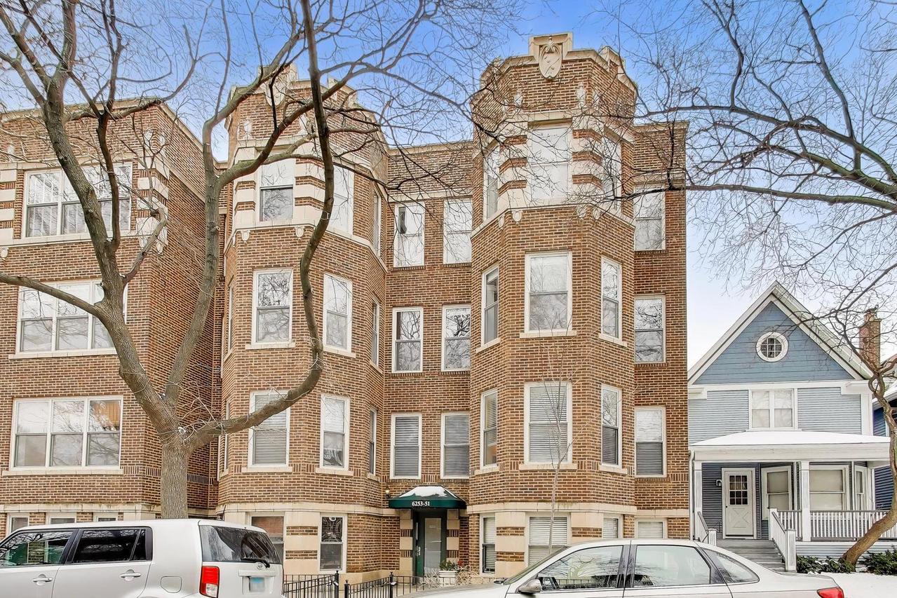 6251 N Magnolia Ave. #2, Chicago, IL 60660