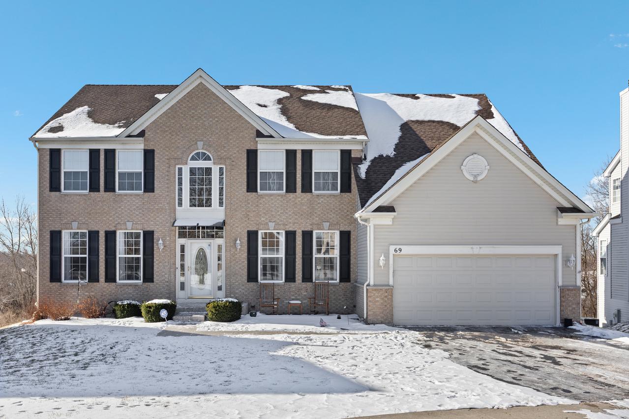 69 Telluride Ct., Gilberts, IL 60136