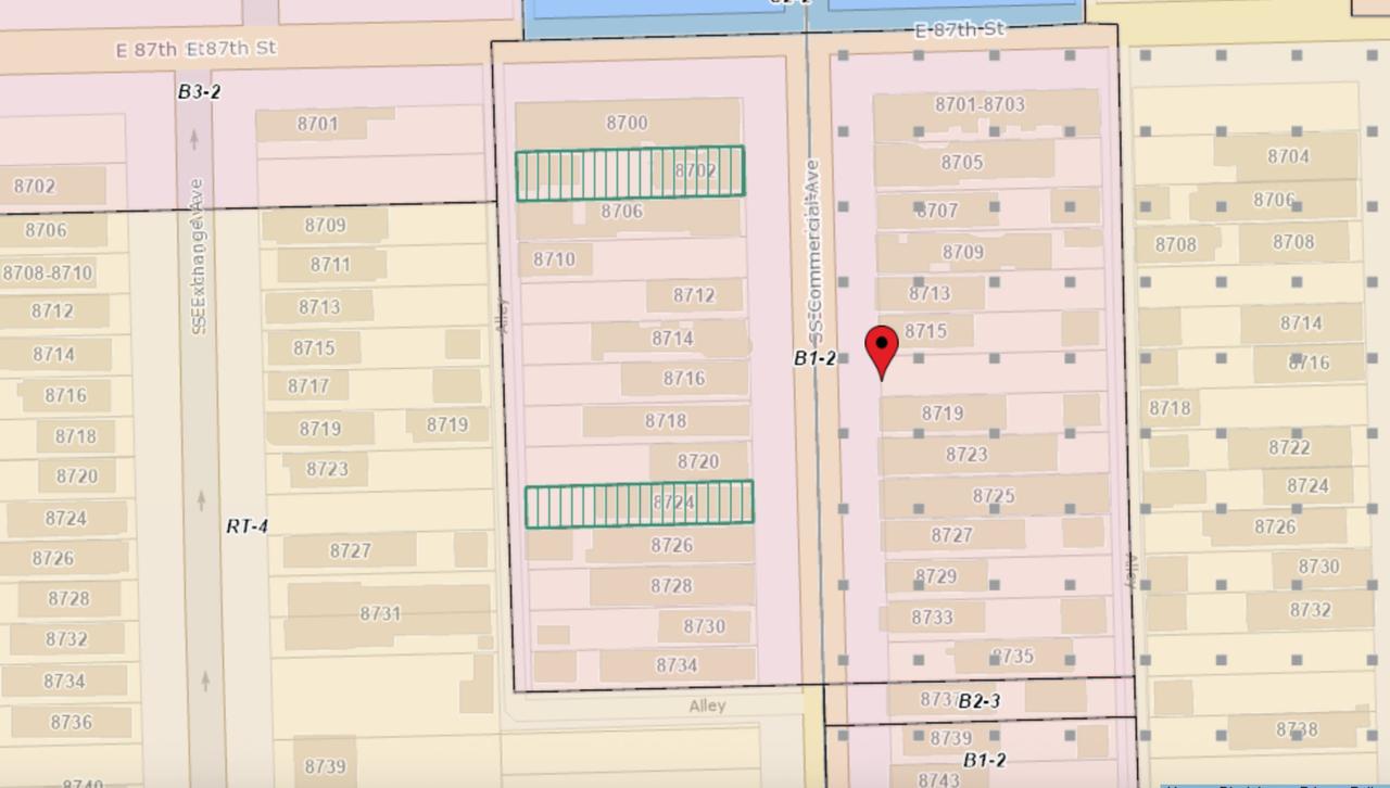 8719 S Commercial Ave., Chicago, IL 60617