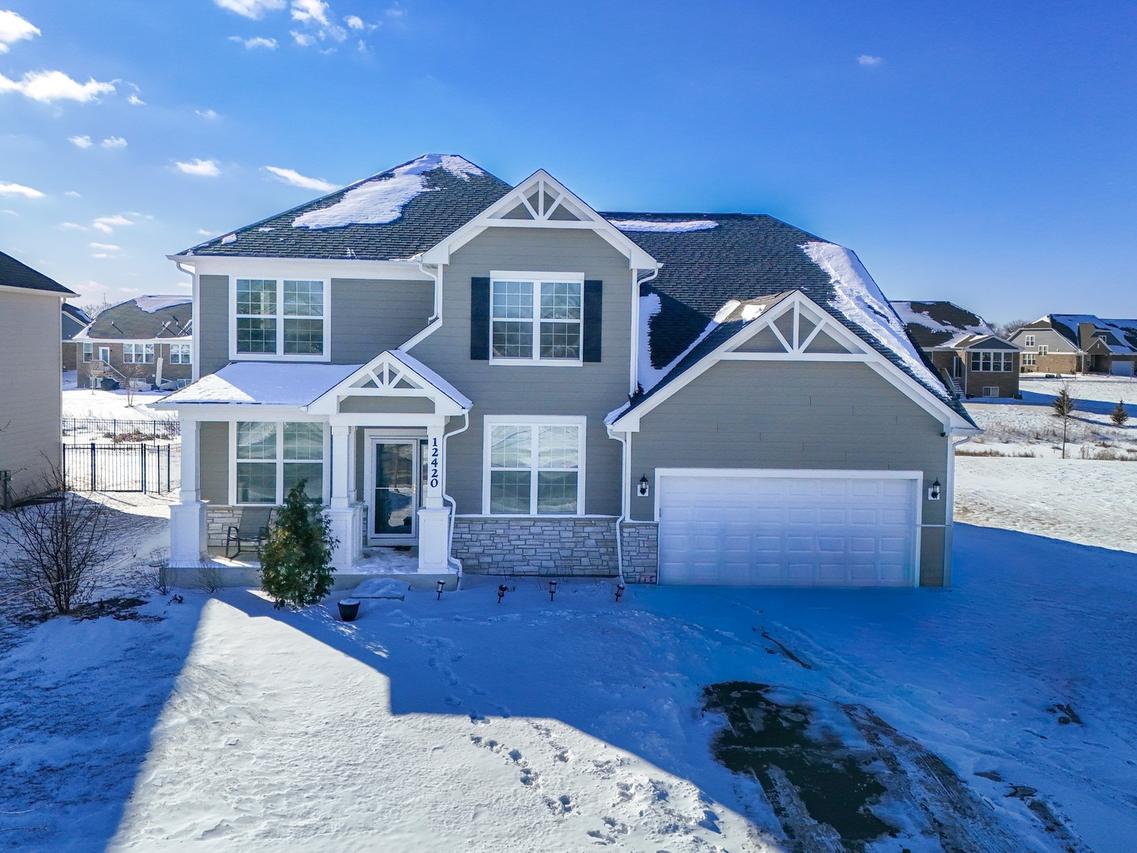 12420 Eileen St., Lemont, IL 60439