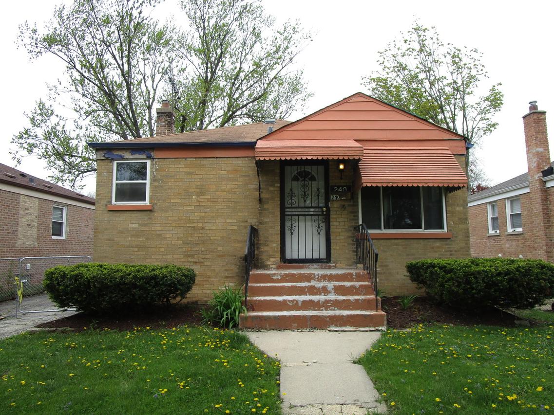 240 Linden Ave., Bellwood, IL 60104