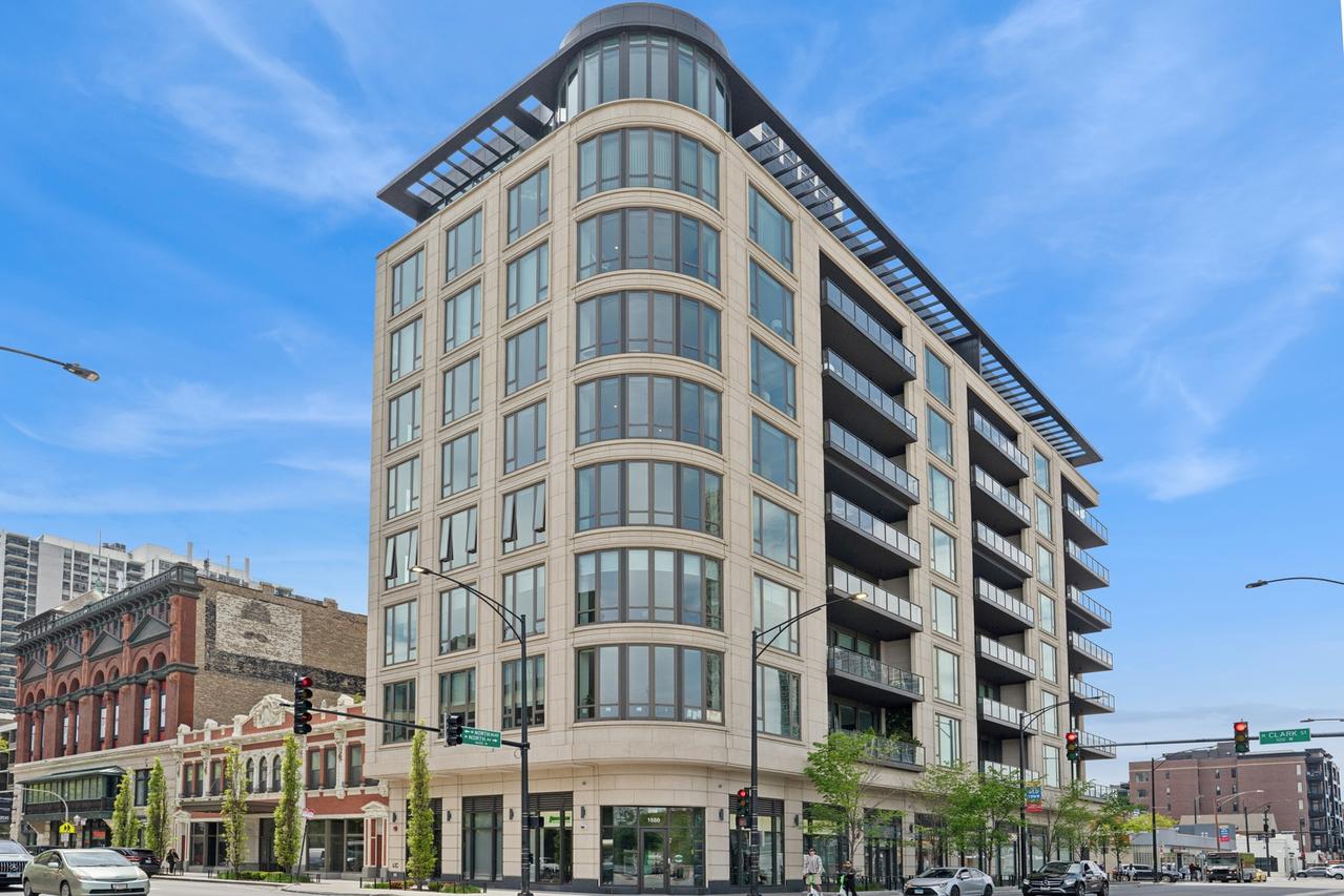 1550 N Clark St. #604, Chicago, IL 60610