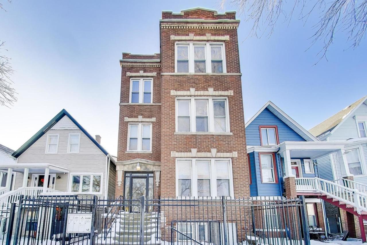 [Address Hidden by Seller], Chicago, IL 60618