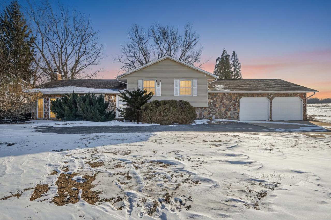 325 Bradmar Dr., Pearl City, IL 61062