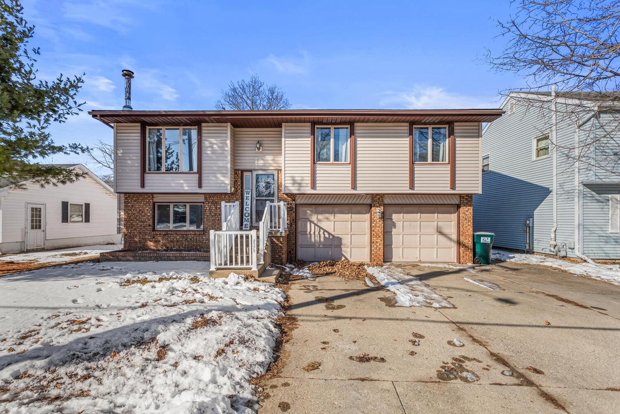 2175 N Summit Ave., Decatur, IL 62526