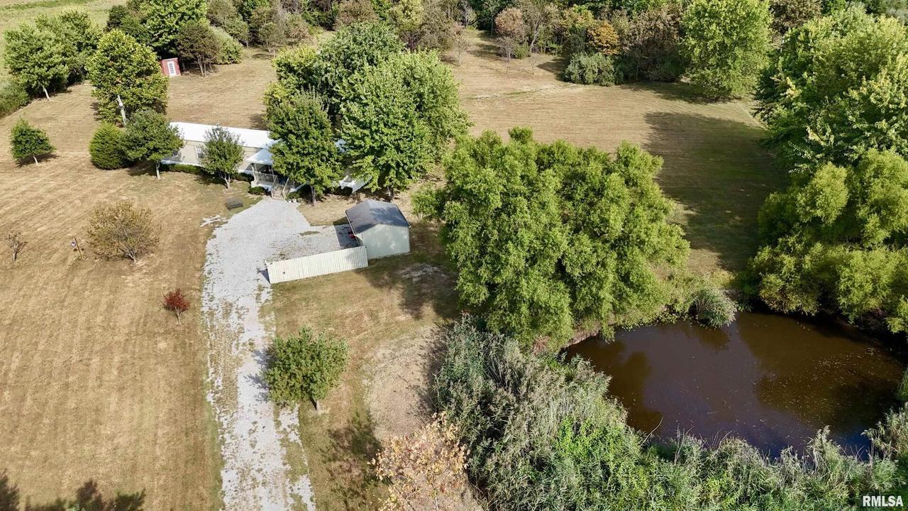 16748 N Campground Ln., Mt Vernon, IL 62864