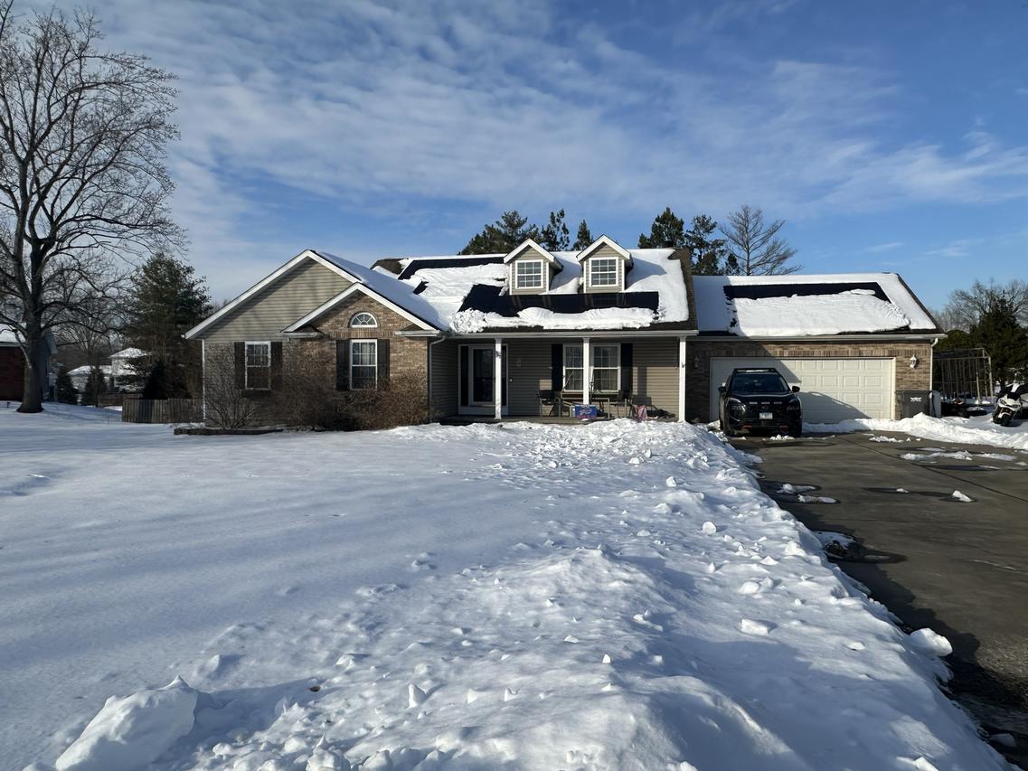 502 Canary Ln., Carterville, IL 62918