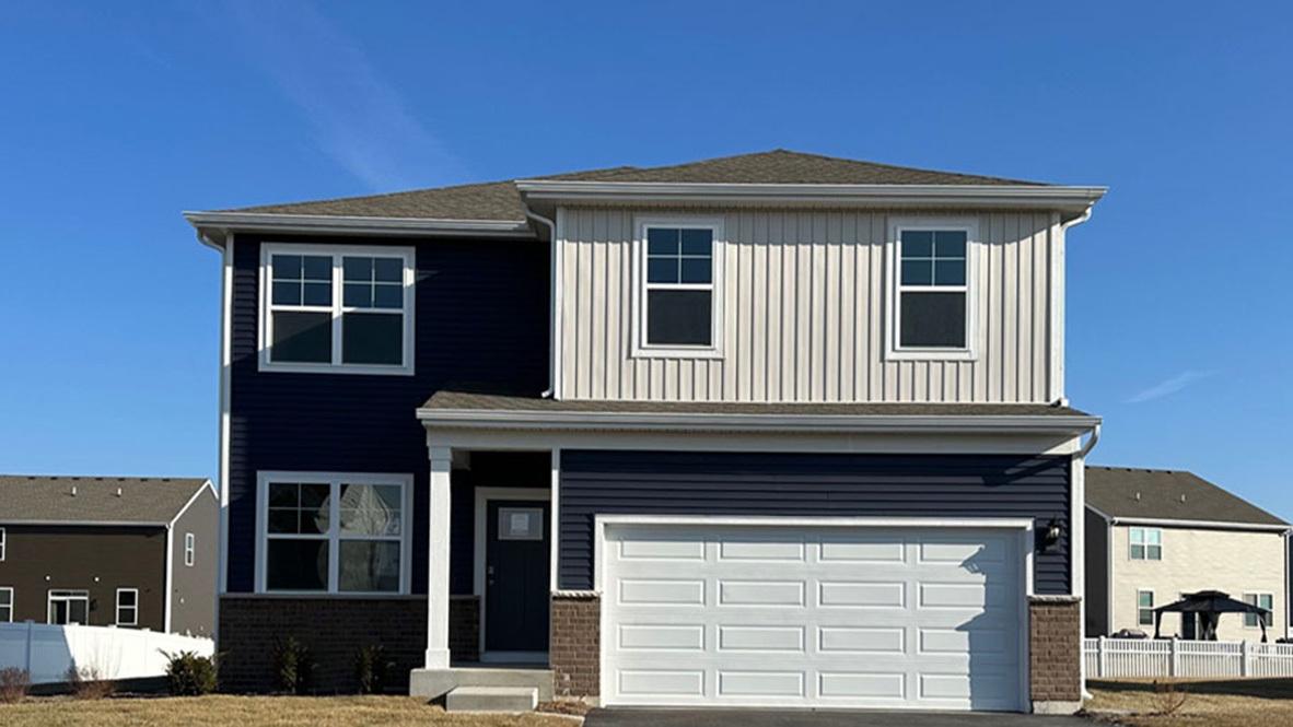 2514 Winterberry Tr., Wonder Lake, IL 60097