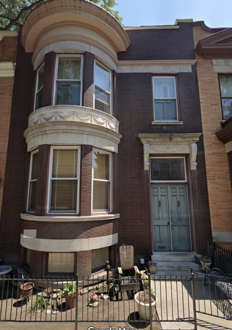 3817 N Alta Vista Ter., Chicago, IL 60613