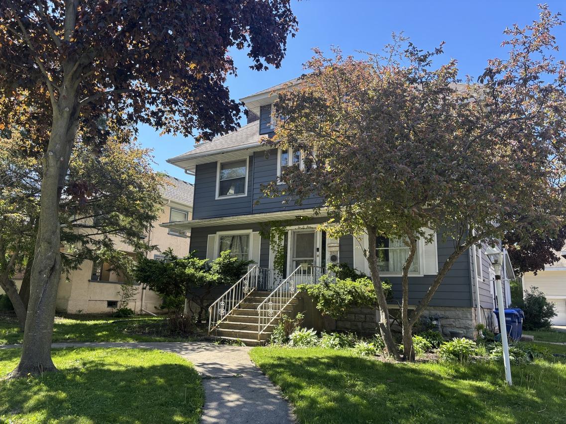 204 W Locust St., Dekalb, IL 60115