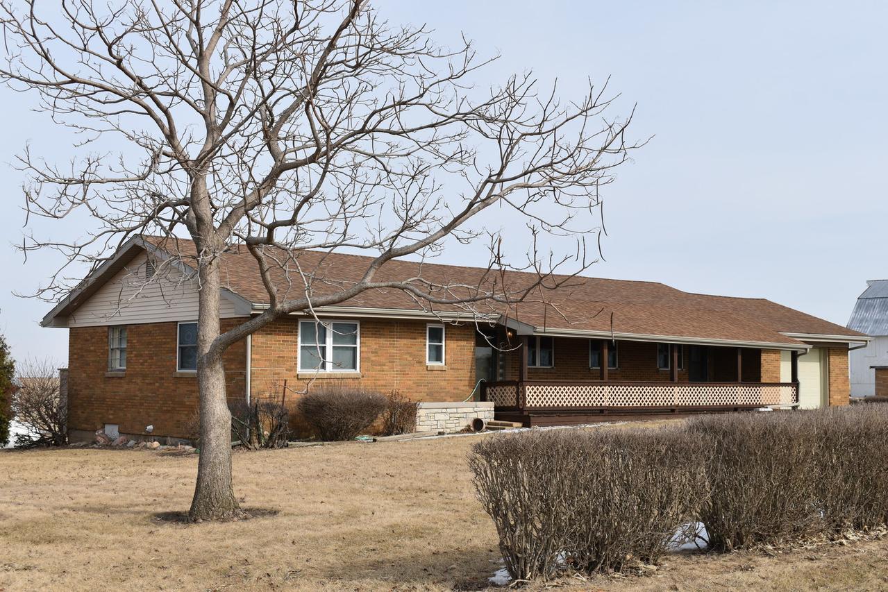 2278 County Road 300n, Toluca, IL 61369