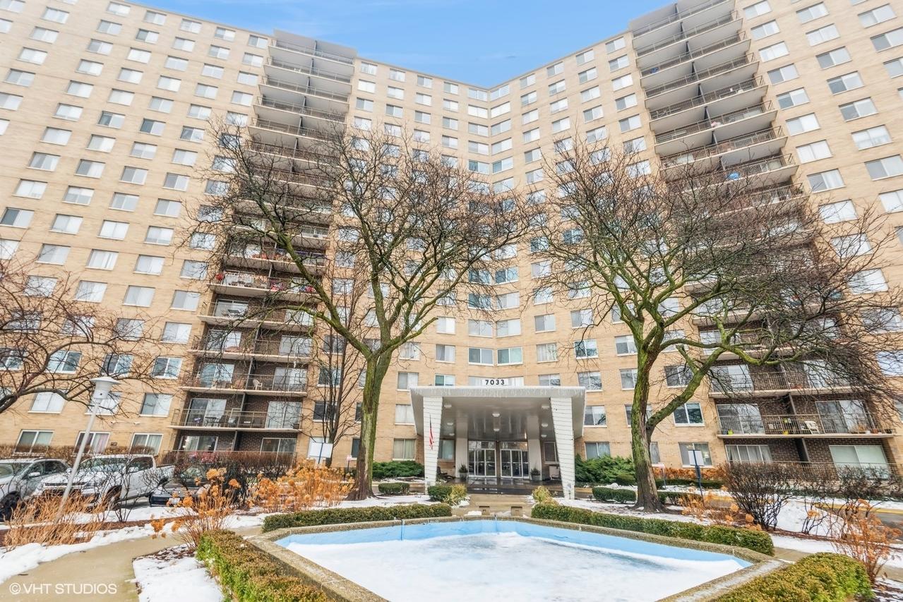 [Address Hidden by Seller], Chicago, IL 60645