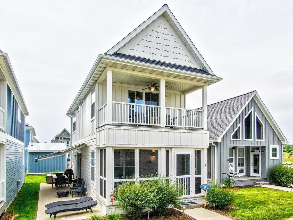 179 Leeward Way #18 Way, Ottawa, IL 61350