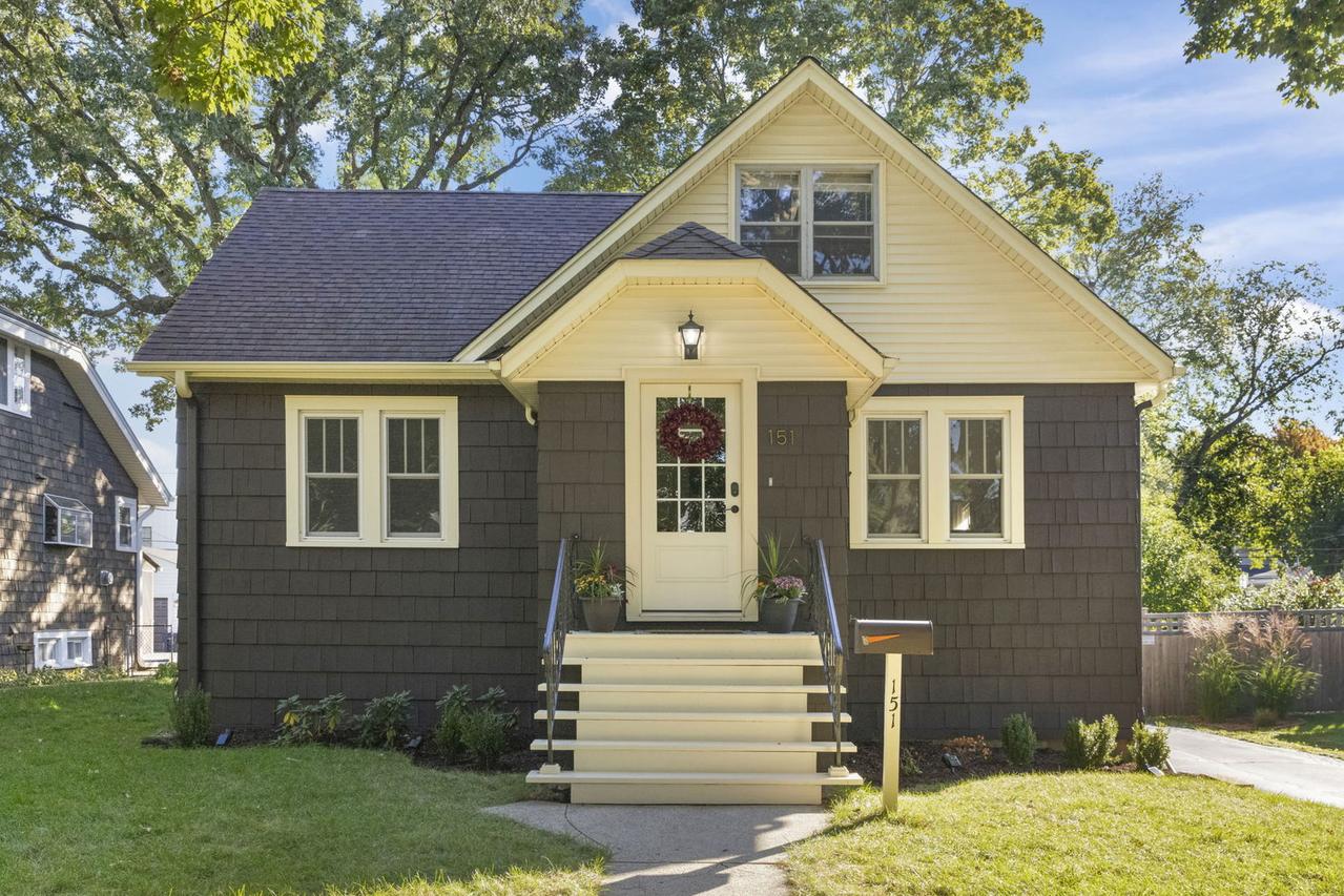 151 S Craig Pl., Lombard, IL 60148