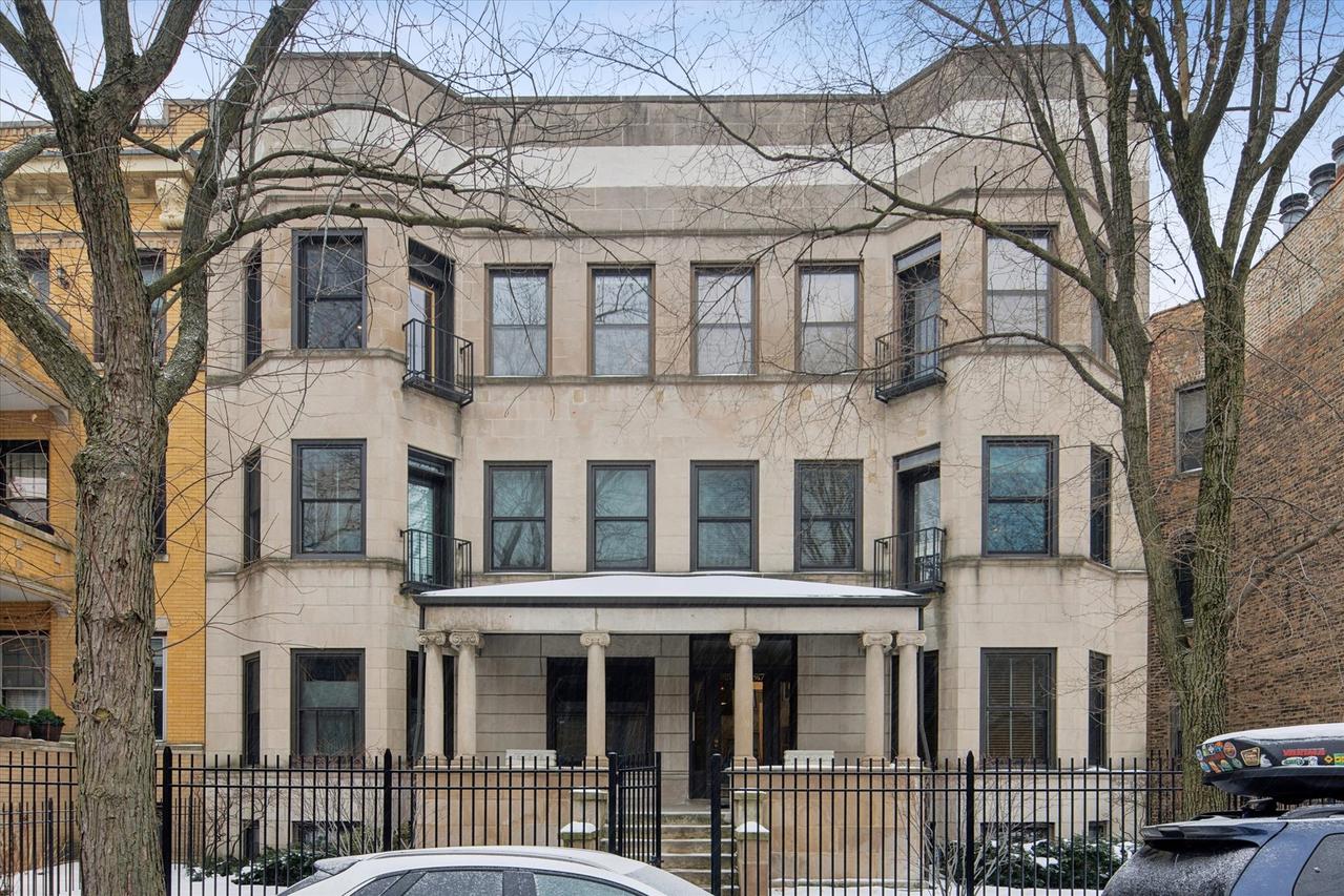 [Address Hidden by Seller], Chicago, IL 60640