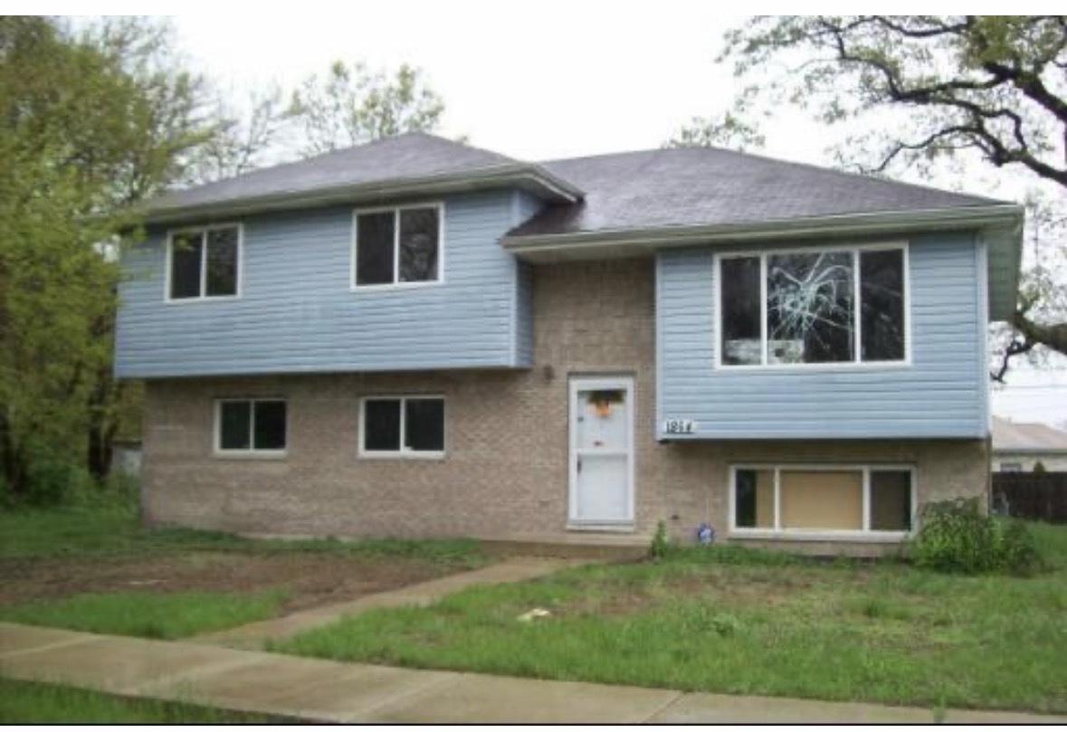 1864 Michigan City Rd., Calumet City, IL 60409