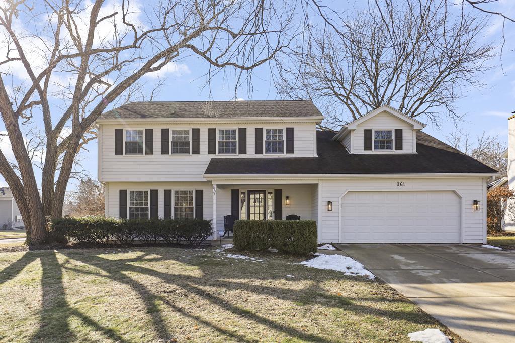 961 Tim Tam Cir., Naperville, IL 60540