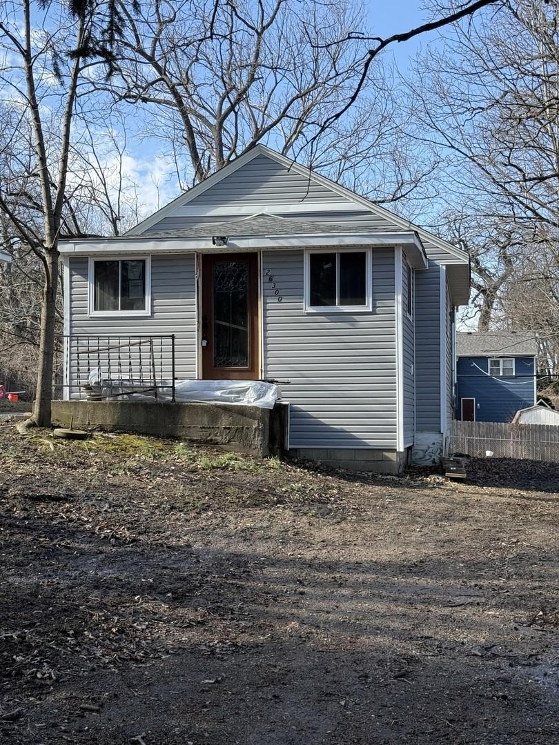 26300 N Maple Ave., Mundelein, IL 60060