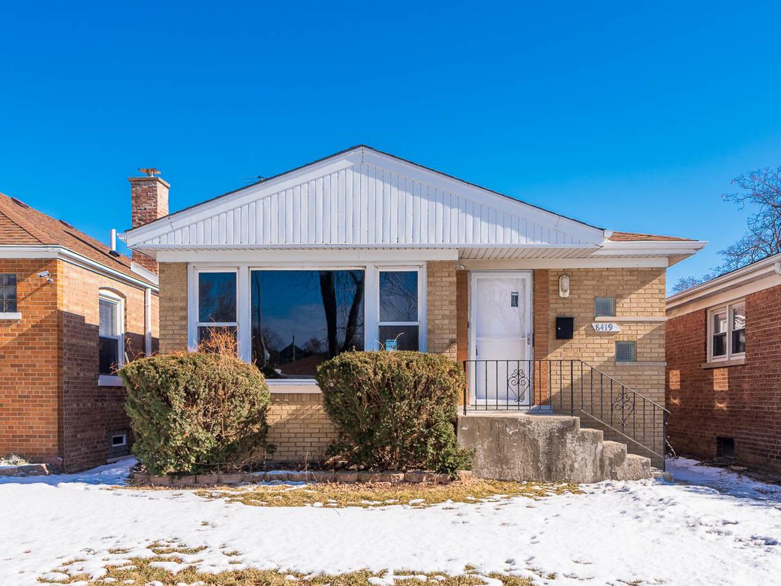 8419 S King Dr., Chicago, IL 60619