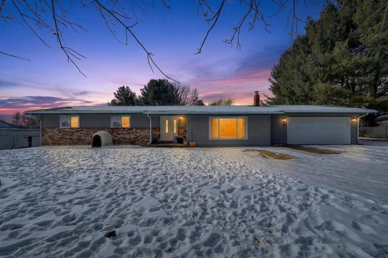 14858 Beaverton Rd., Poplar Grove, IL 61065