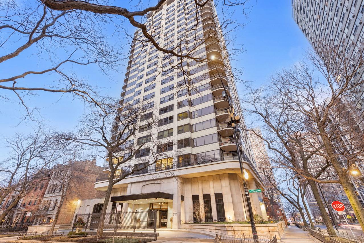 1501 N State Pkwy. #12A, Chicago, IL 60610