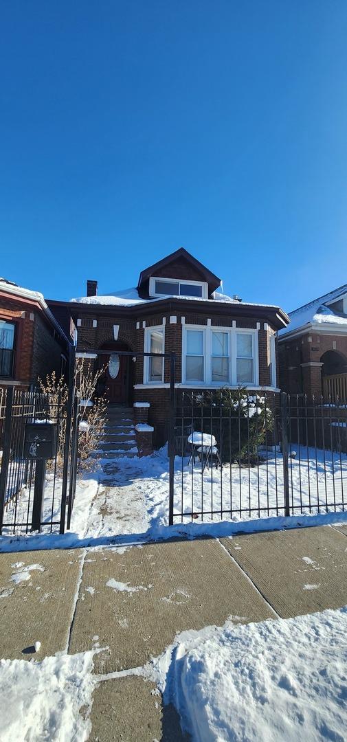 8727 S Winchester Ave., Chicago, IL 60620