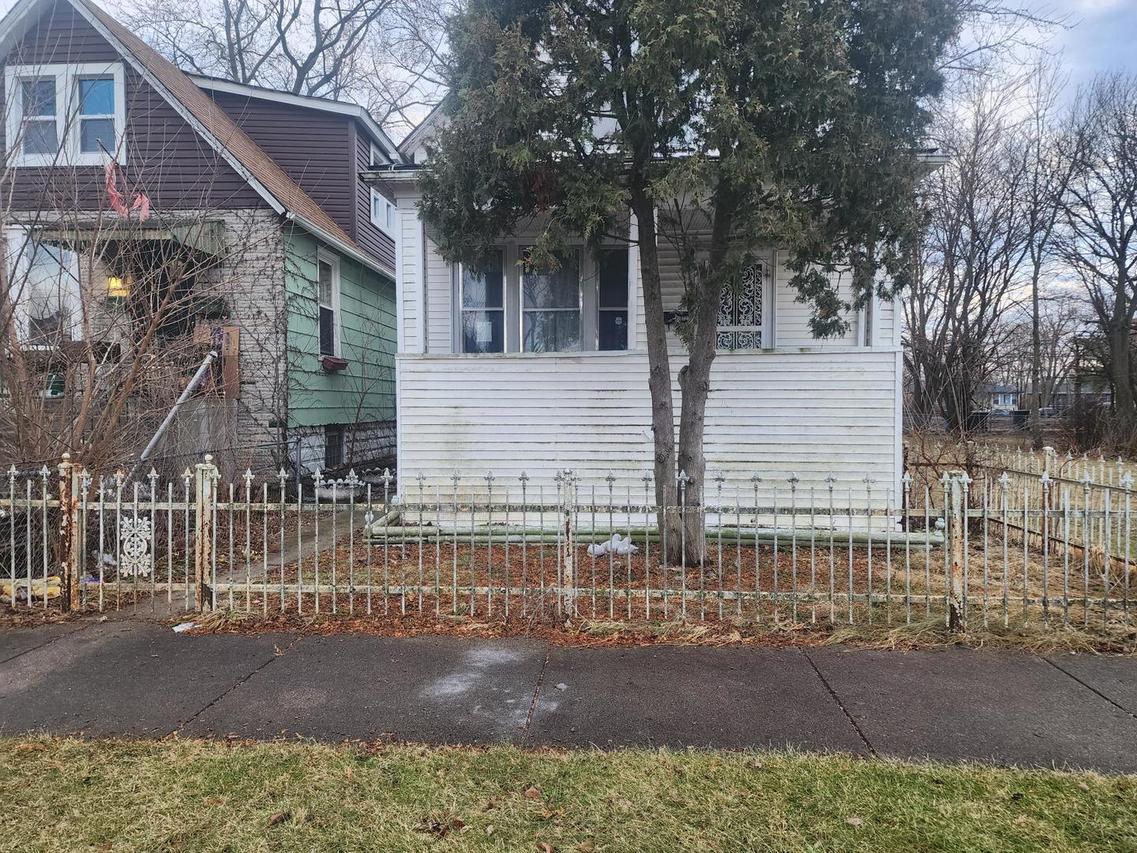 323 W 104th Pl., Chicago, IL 60628