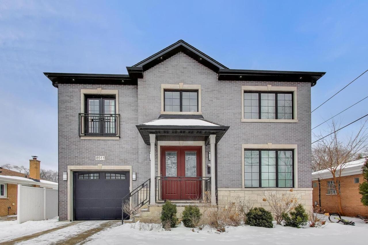 8511 Mango Ave., Morton Grove, IL 60053