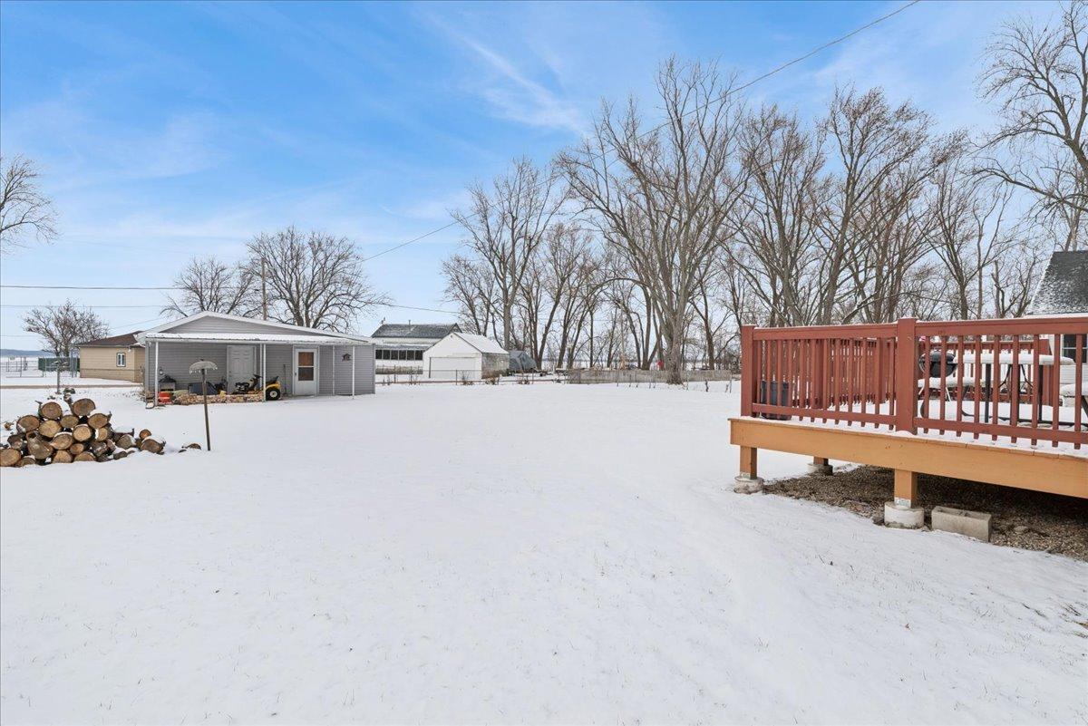 39224 Willow Ave., Antioch, IL 60002