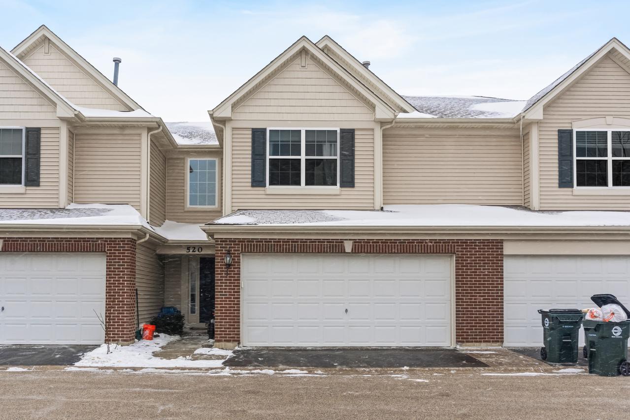 520 Silverton Dr., Grayslake, IL 60030