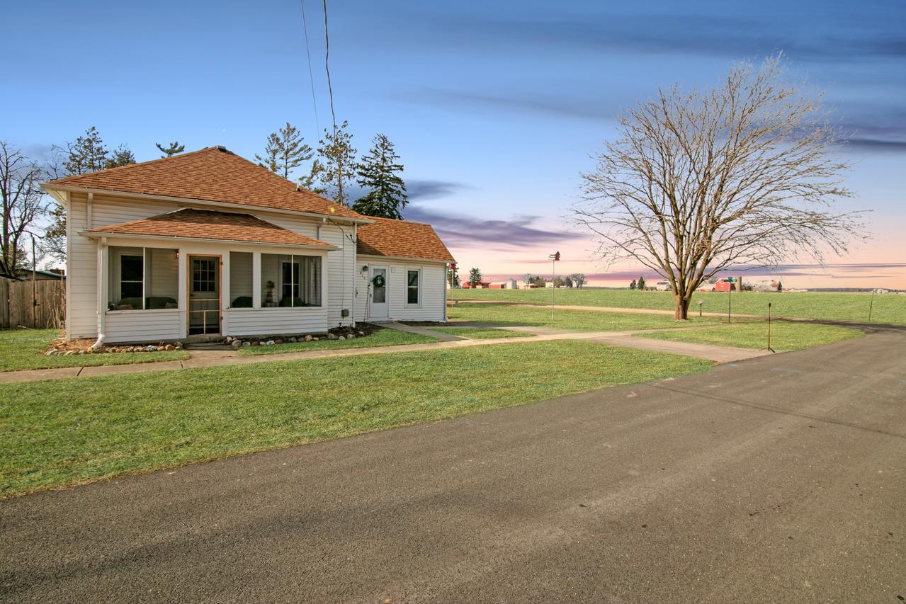 417 Virgil St., Maple Park, IL 60151