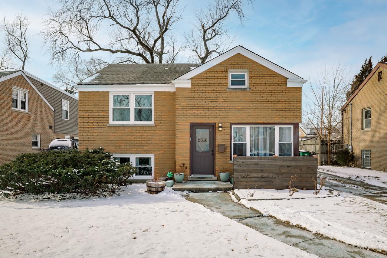 2616 S 12th Ave., Broadview, IL 60155