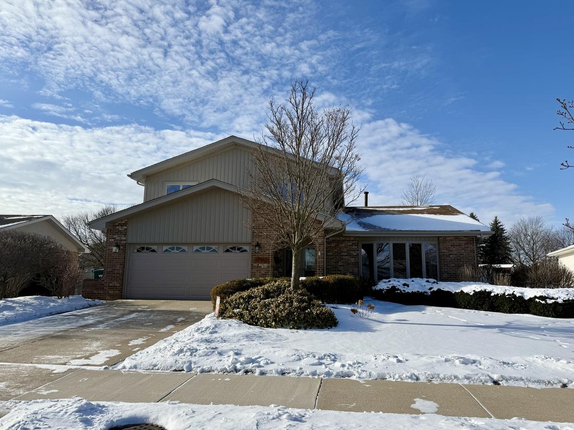 17362 Brook Hill Dr., Orland Park, IL 60467