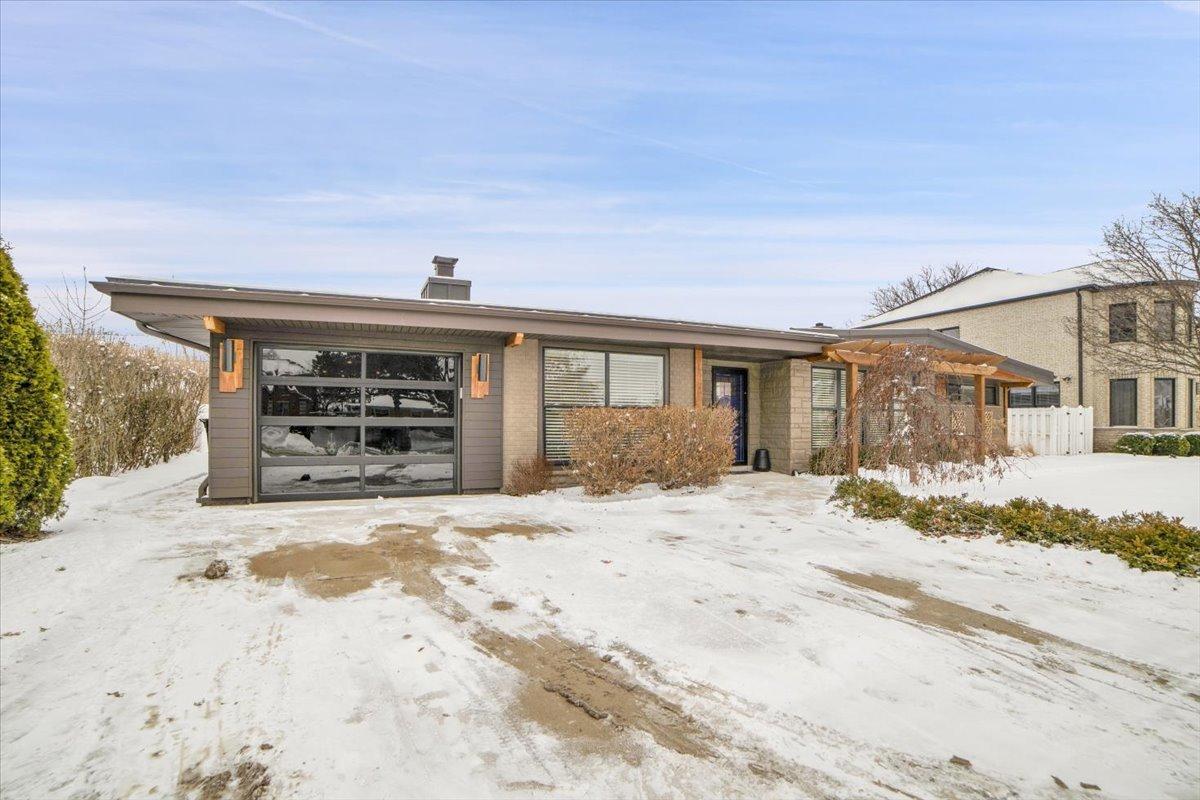 5165 N Canfield Ave., Norridge, IL 60706