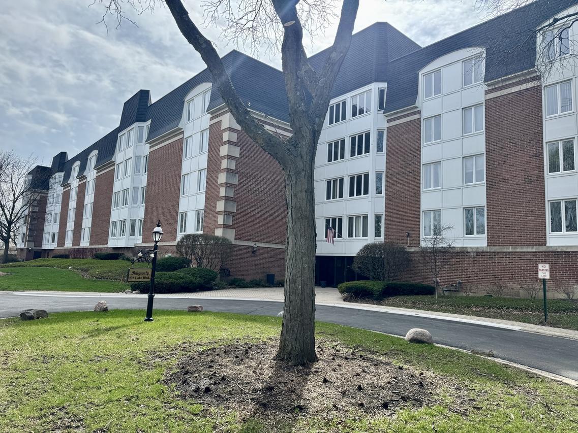 175 Lake Blvd. #345, Buffalo Grove, IL 60089