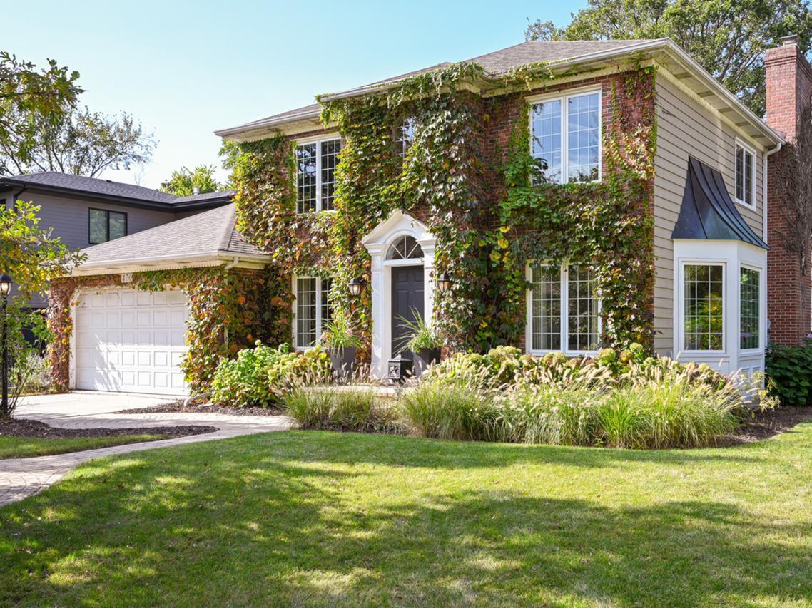 476 Longfellow Ave., Glen Ellyn, IL 60137