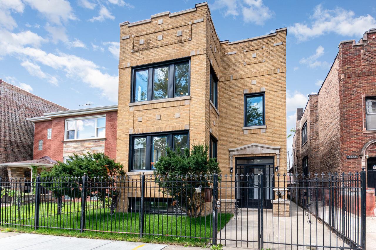 6336 S Eberhart Ave., Chicago, IL 60637