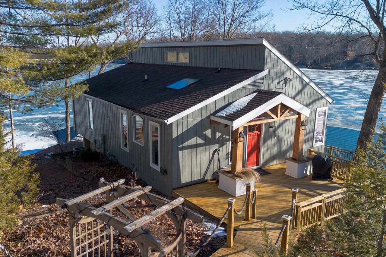 668 Rollingwood Pl., Varna, IL 61375