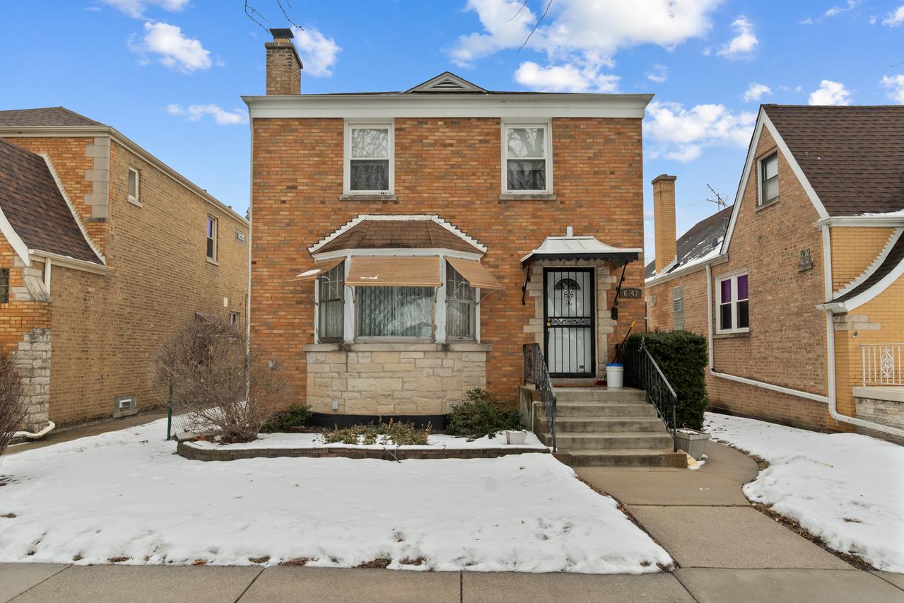6247 N Neenah St., Chicago, IL 60631