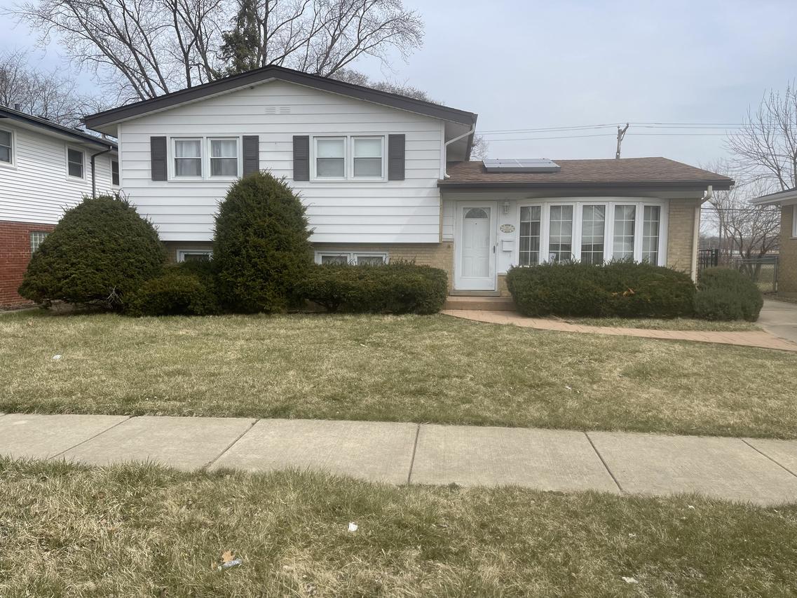 [Address Hidden by Seller], Chicago Heights, IL 60411