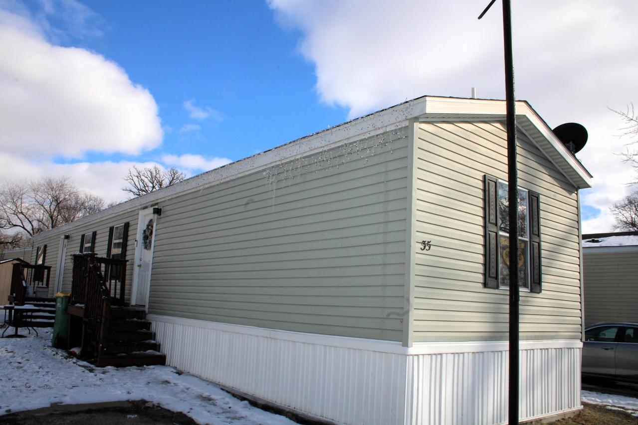 35 Cedar St., Minooka, IL 60447