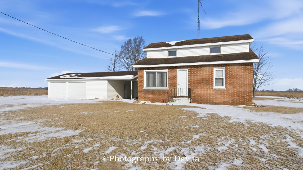 6045 E 2250s Rd., St. Anne, IL 60964