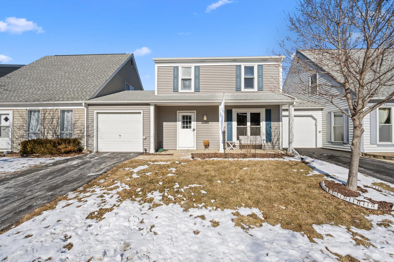 29W358 Crabtree Ln., Warrenville, IL 60555