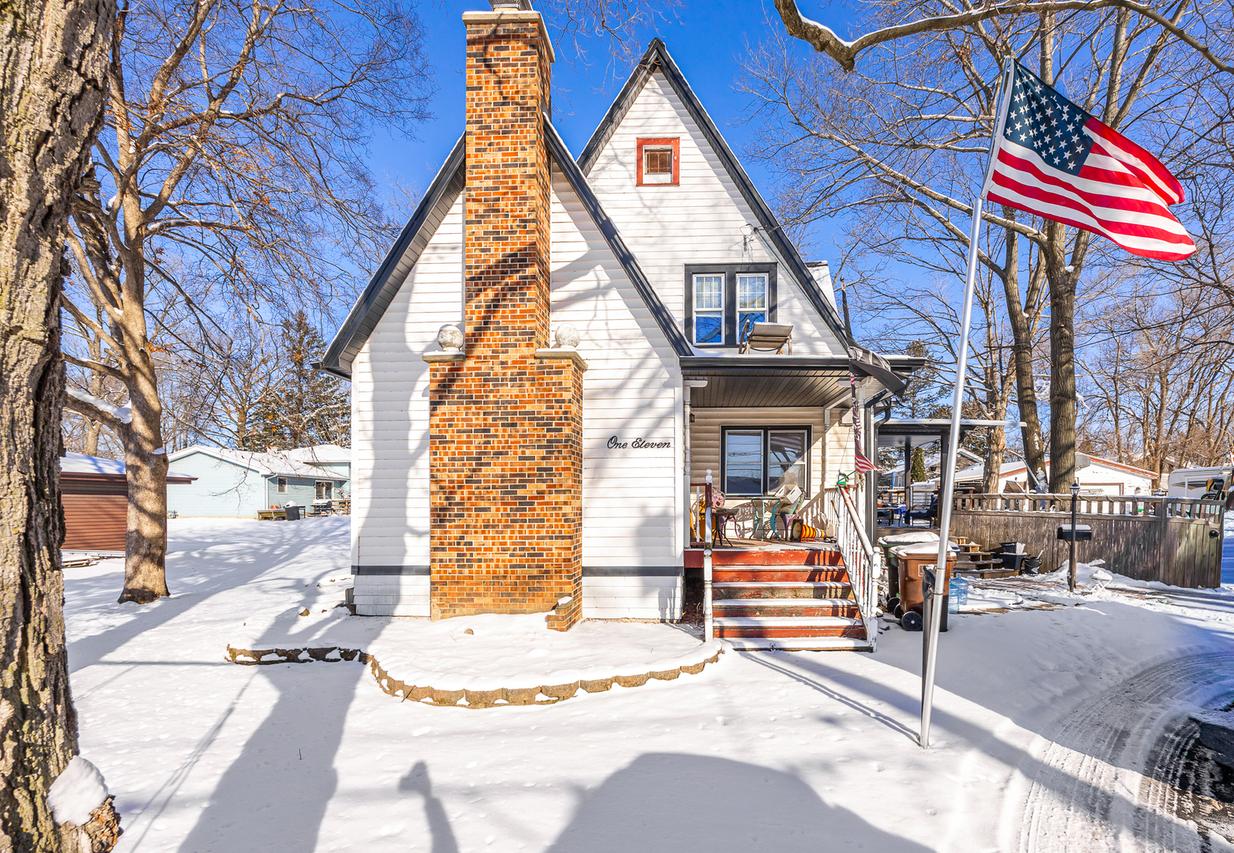 111 Oak St., New Lenox, IL 60451