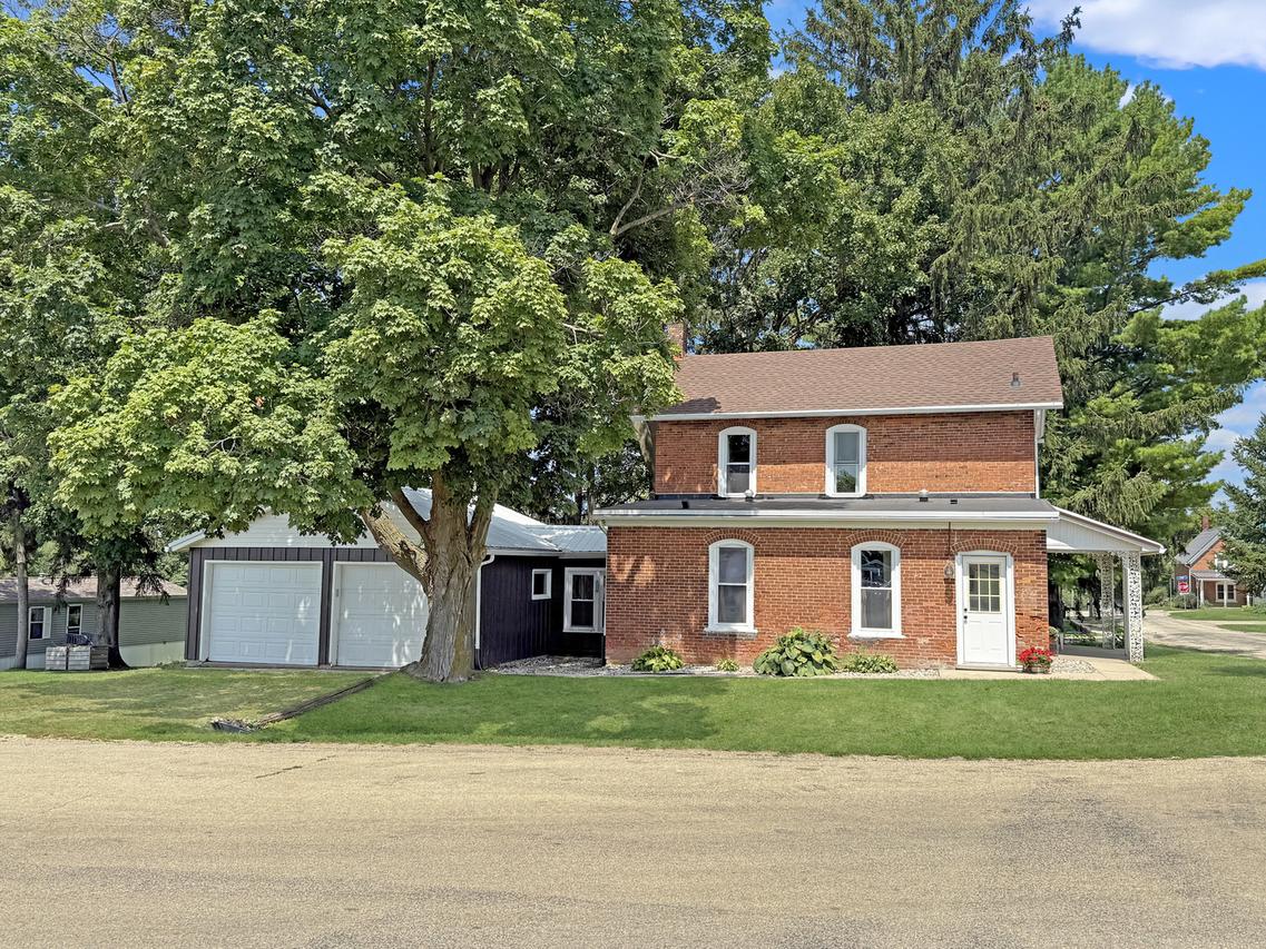 104 S Johnson St., Orangeville, IL 61060