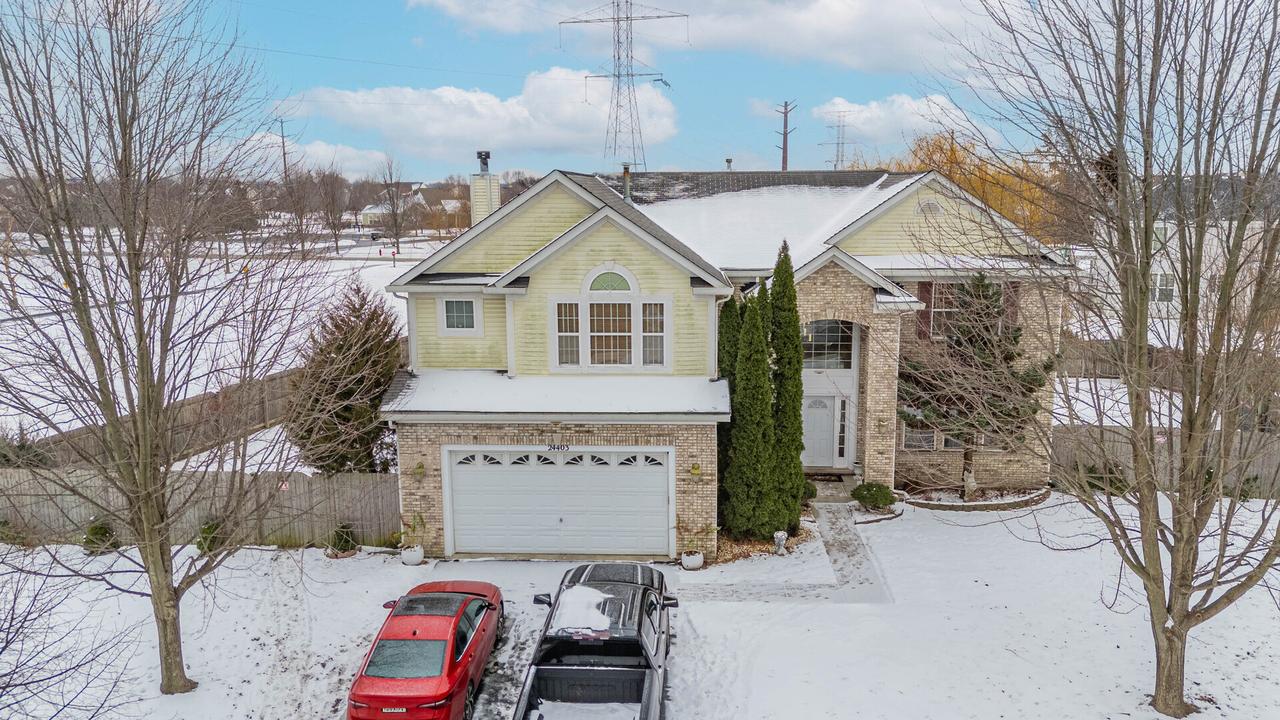 24403 Spruce Creek Ct., Plainfield, IL 60586